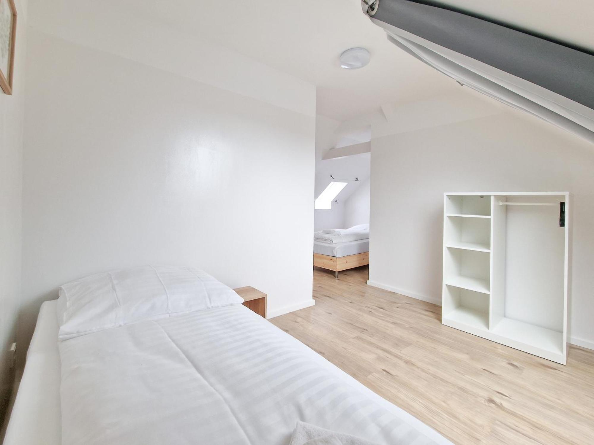Raj Living - 1 Or 3 Room Apartments - 20 Min Messe Dus And Old Town Dus Dusseldorf Exterior photo