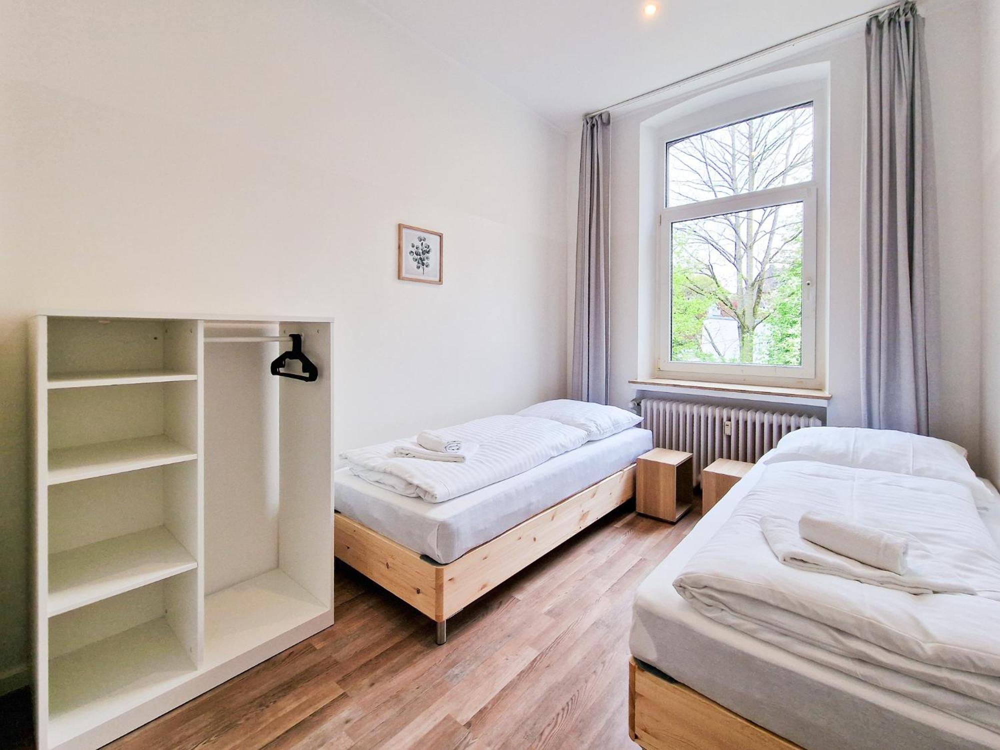 Raj Living - 1 Or 3 Room Apartments - 20 Min Messe Dus And Old Town Dus Dusseldorf Exterior photo